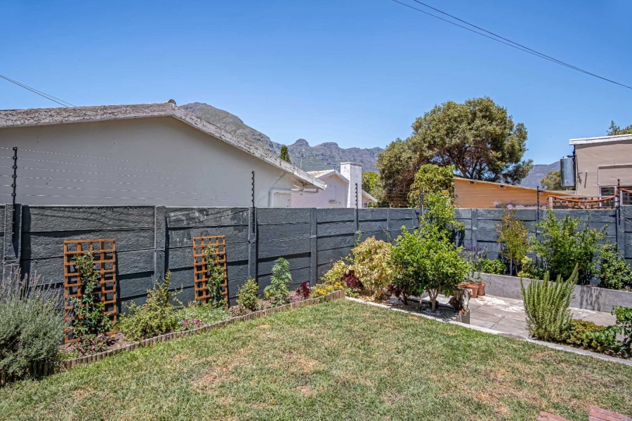 3 Bedroom Property for Sale in Beach Estate Western Cape